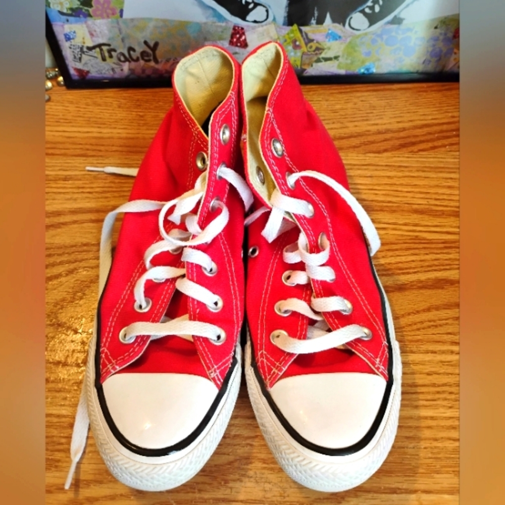 Converse Red high top